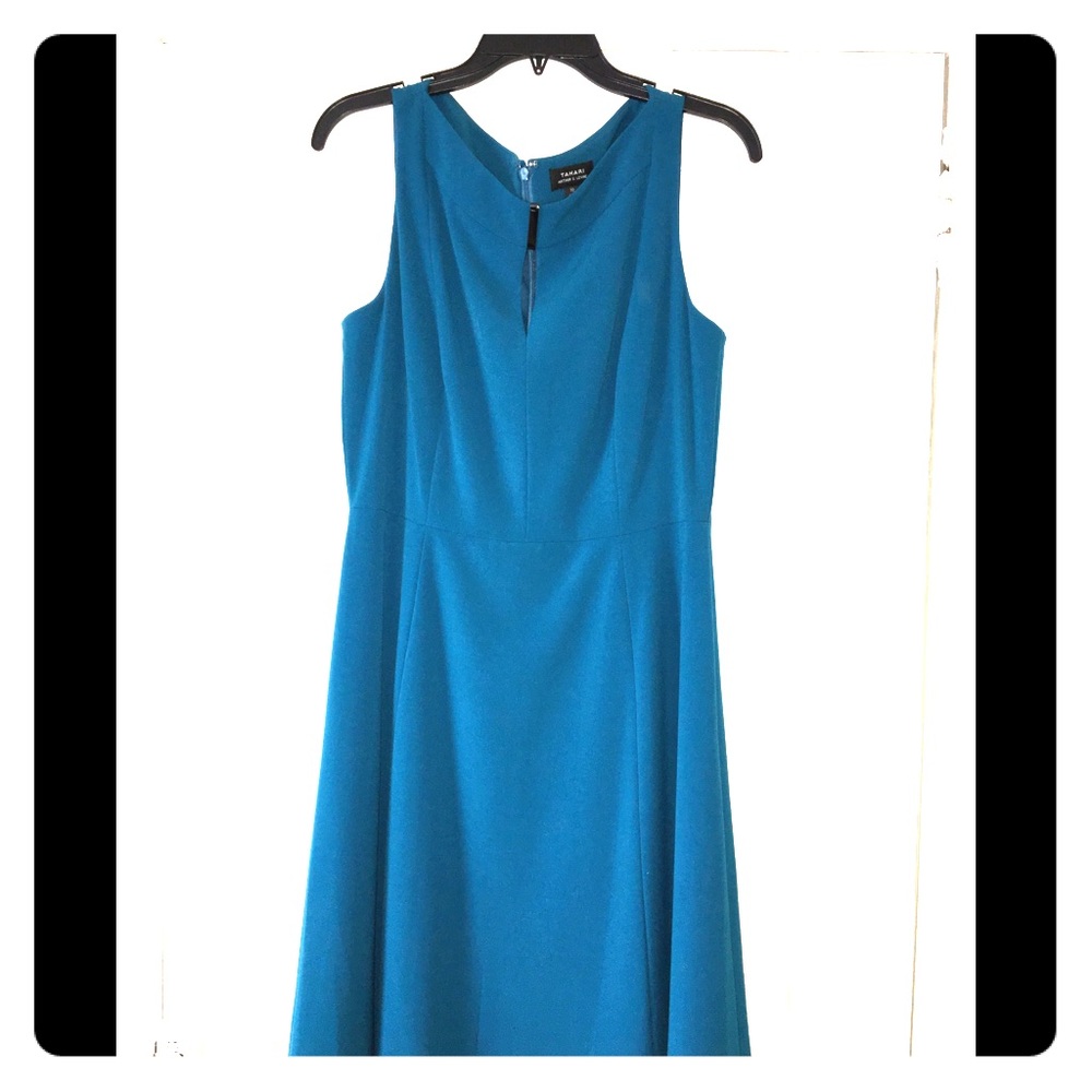 Teal Tahari sheath dress w/ silver accent size 10